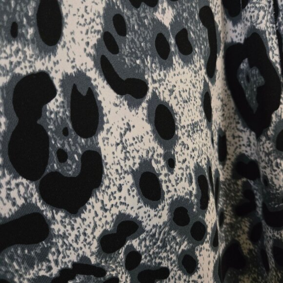 White Mark Cheetah Print Palazzo Pants Pull On Size M - Picture 7 of 8